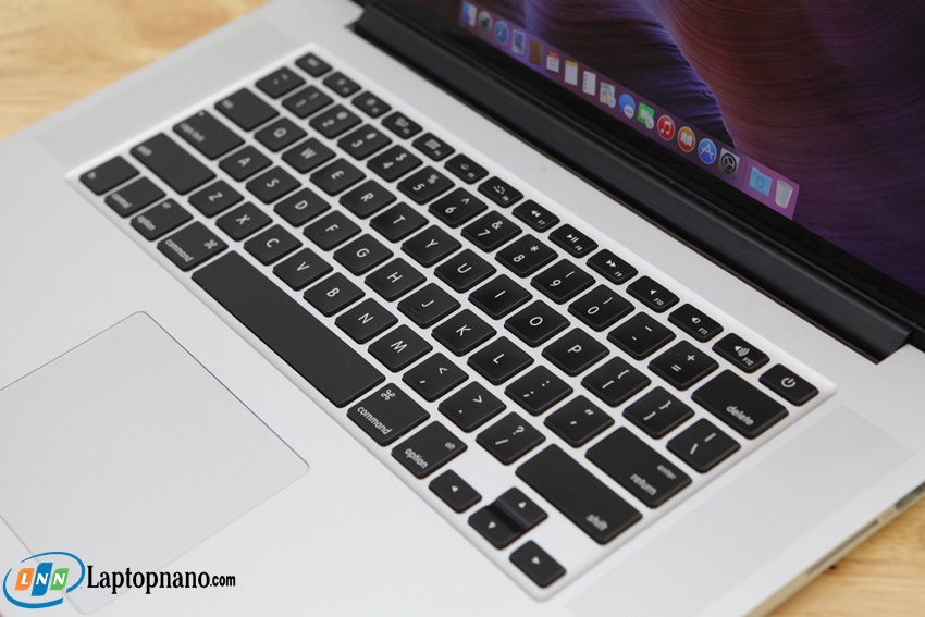 MacBook Pro (Retina, 15-inch, Mid 2012, MC975)